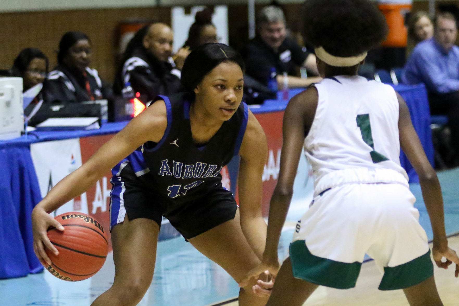 Auburn High vs. Jeff Davis girls Class 7A Regional Semifinals